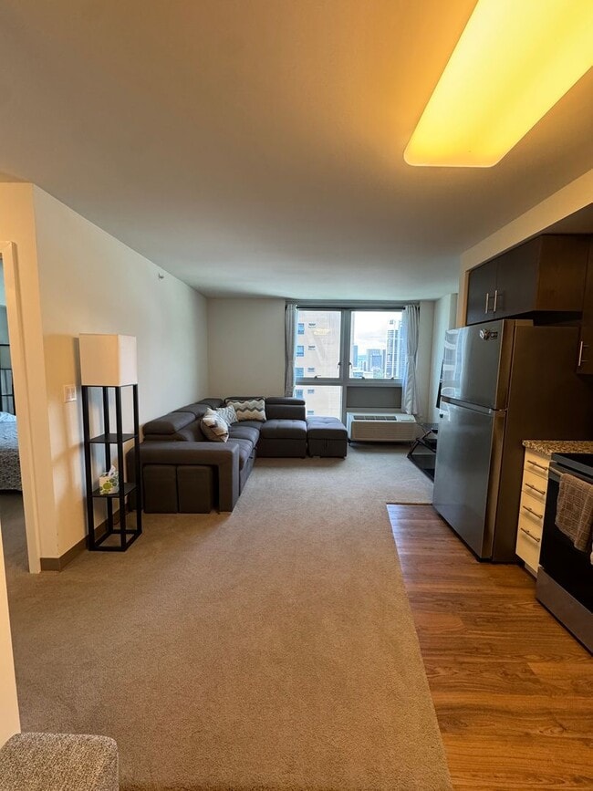 Building Photo - Partially Furnished 1 bed, 1 bath with 1 reserved covered parking @ Ke Kilohana