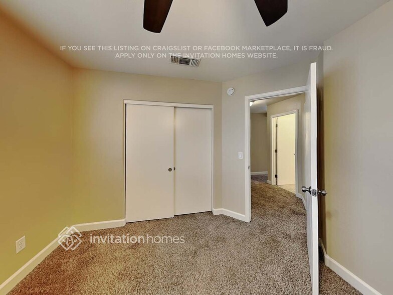 Building Photo - 1140 N Leoma Ln