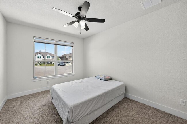 Building Photo - 109 Arcadian Cv