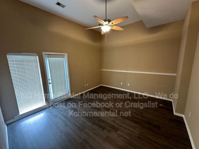 Building Photo - 8710 N Cleveland Ave