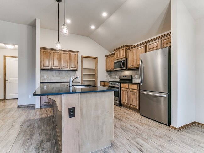 Building Photo - 3421 Pagoda Pead Dr