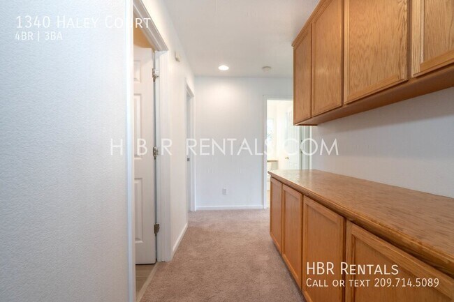 Building Photo - 1340 Haley Ct