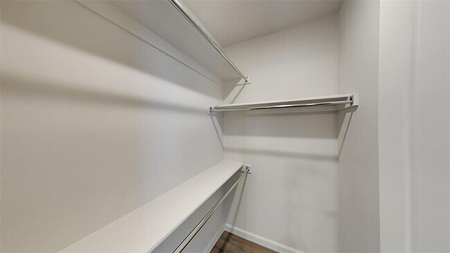 Building Photo - 11207 Breckenridge Ln