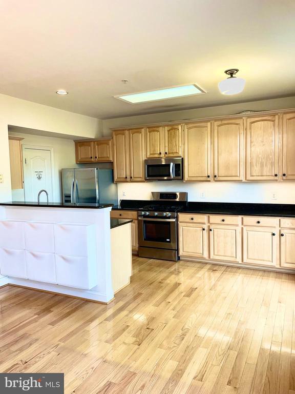 Building Photo - 12817 Clarks Crossing Dr