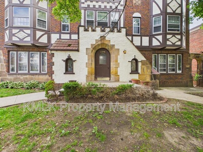 Building Photo - 1346 Kenilworth Ave
