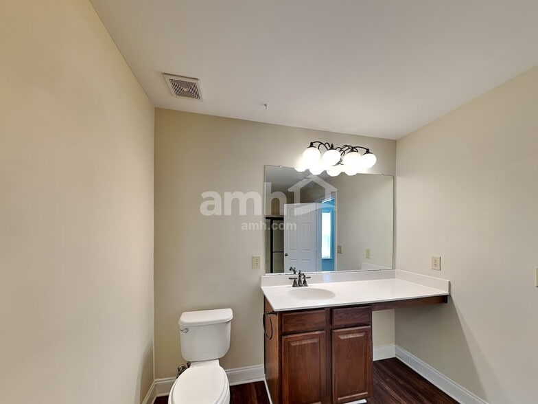 Building Photo - 419 Annaberg Ln