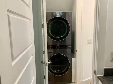 Building Photo - 6100 Ponca St