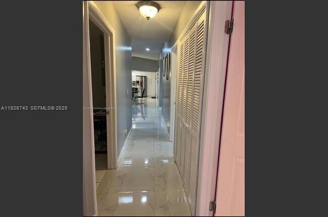 Building Photo - 26161 SW 130th Ave