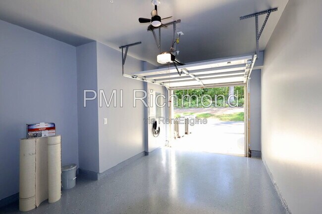 Building Photo - 13273 Coalfield Station Ln