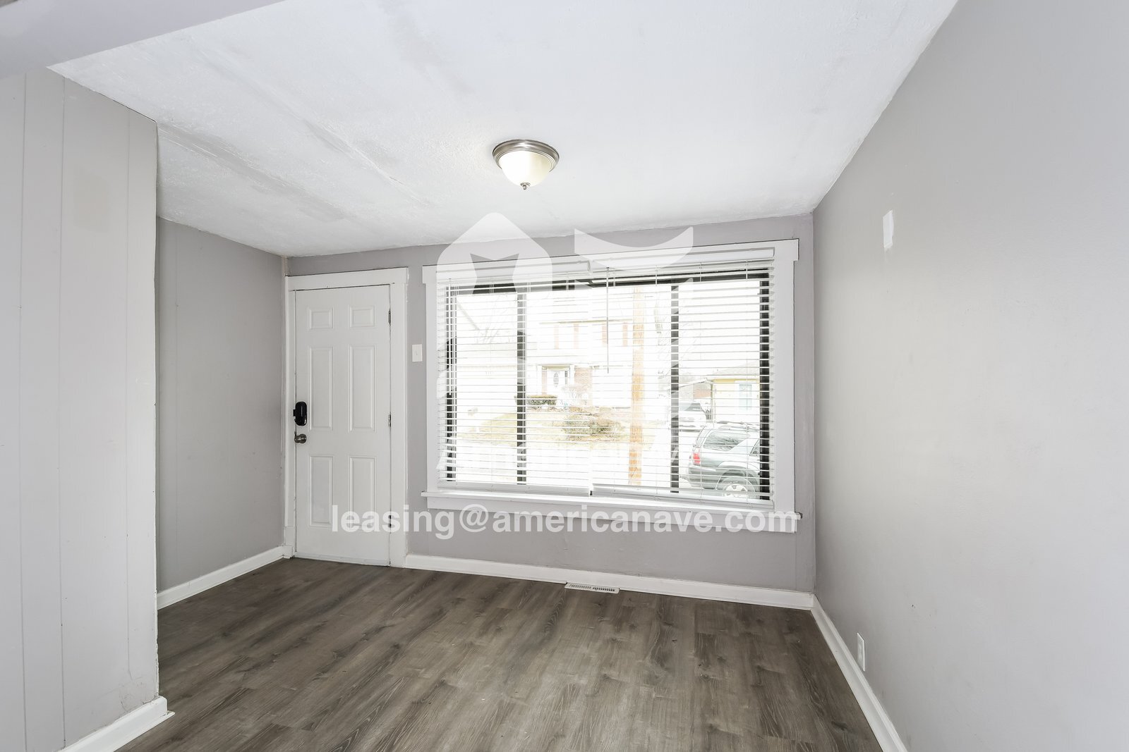 Building Photo - 5322 Vine Ave