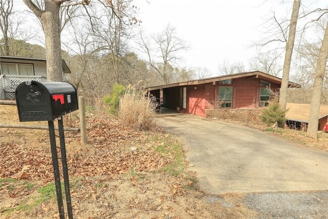 Building Photo - 39 Sheneman Dr