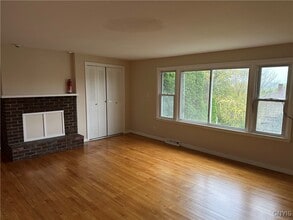 Building Photo - 124 N Lorraine Ave