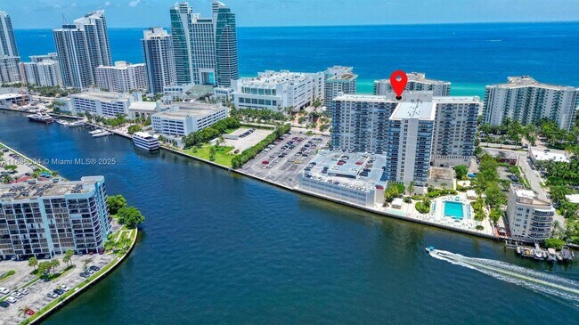 Building Photo - 3800 S Ocean Dr