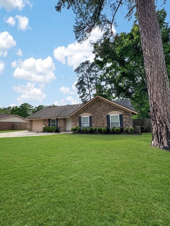 Building Photo - 454 Floyd Cir