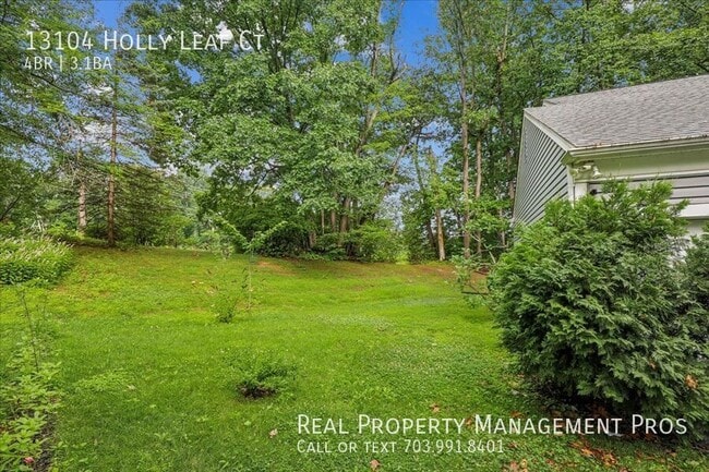 Building Photo - 13104 Holly Leaf Ct
