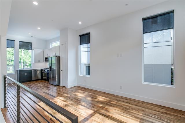 Building Photo - 5915 Hudson St