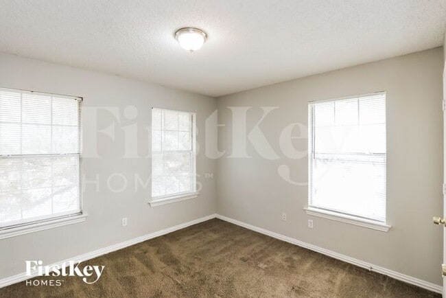 Building Photo - 1509 Dreama Dr