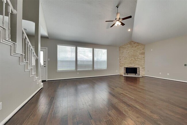 Building Photo - 20822 Heather Grove Ct