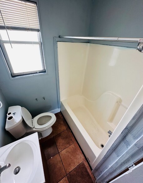 Building Photo - 1508 Eaverson St