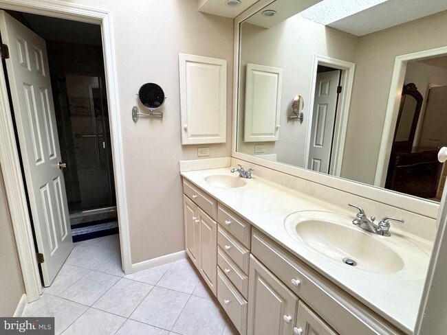 Building Photo - 428 Crane's Roost Ct