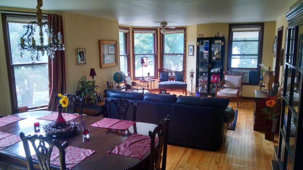 Building Photo - 849 Prospect Pl