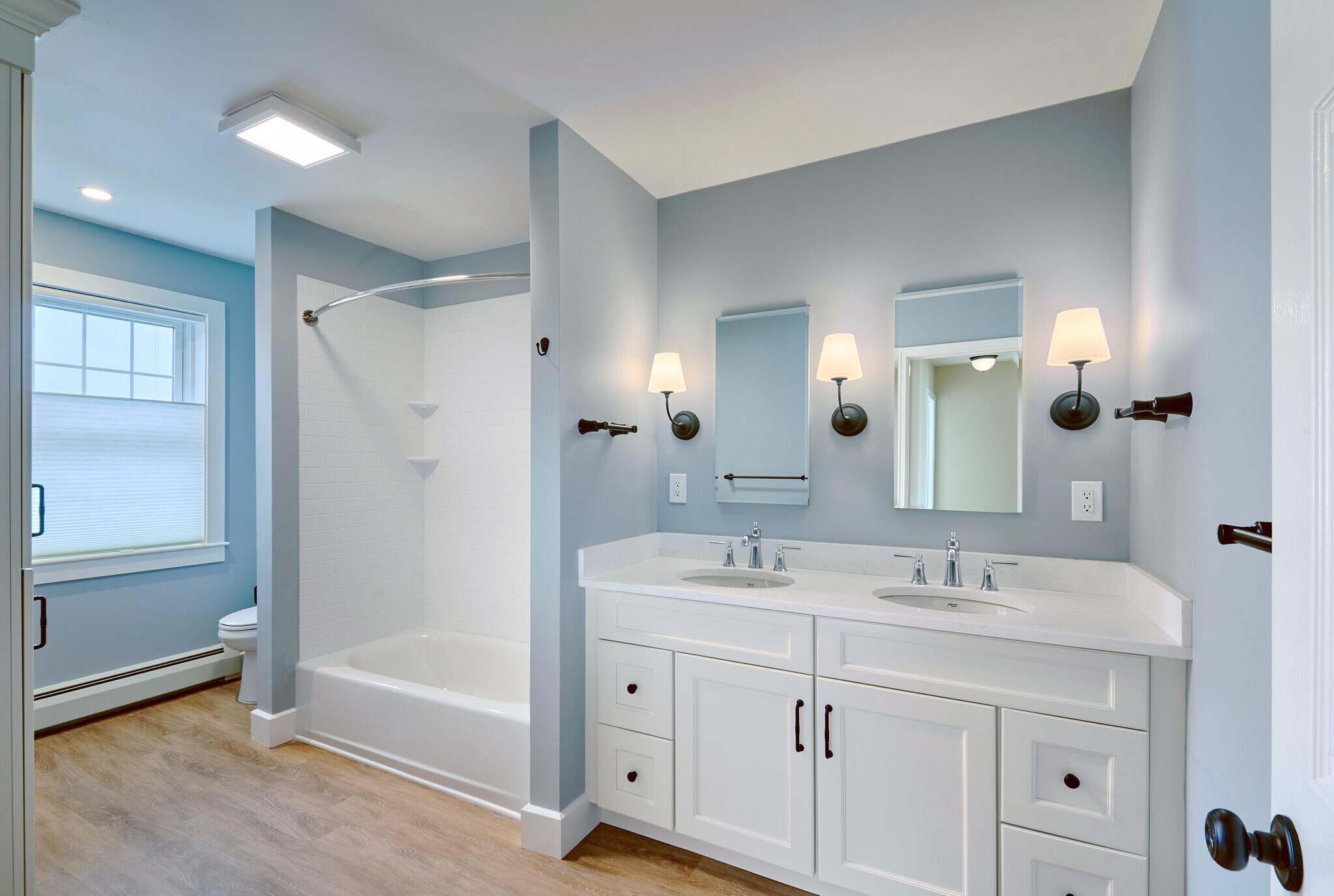 Full Bath - 68 South St