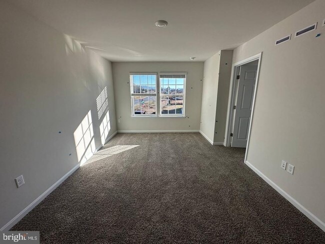 Building Photo - 104 Baker Dr