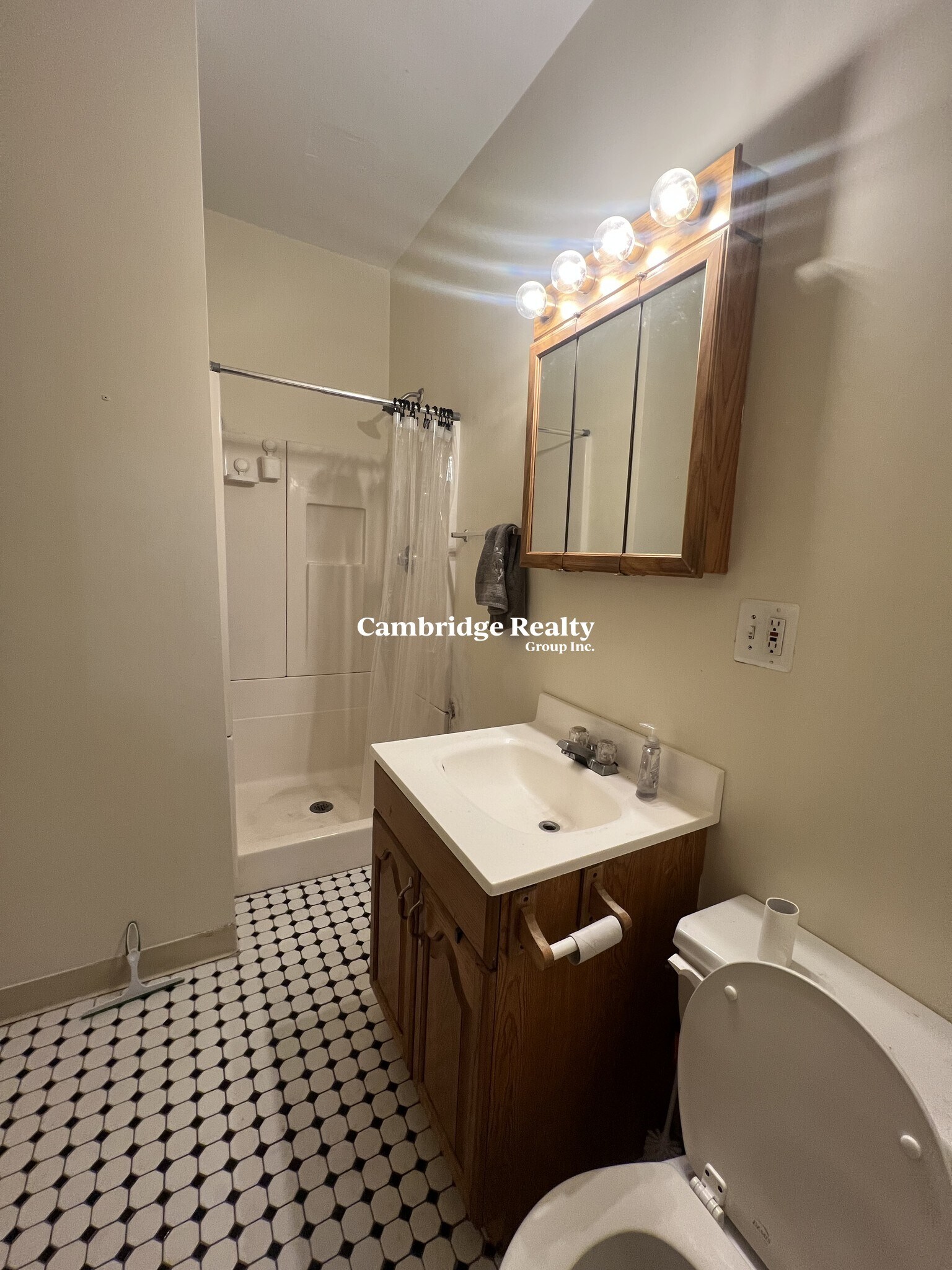 Building Photo - 346 Faneuil St