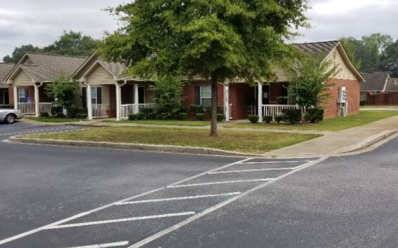 Building Photo - Kingston Pointe