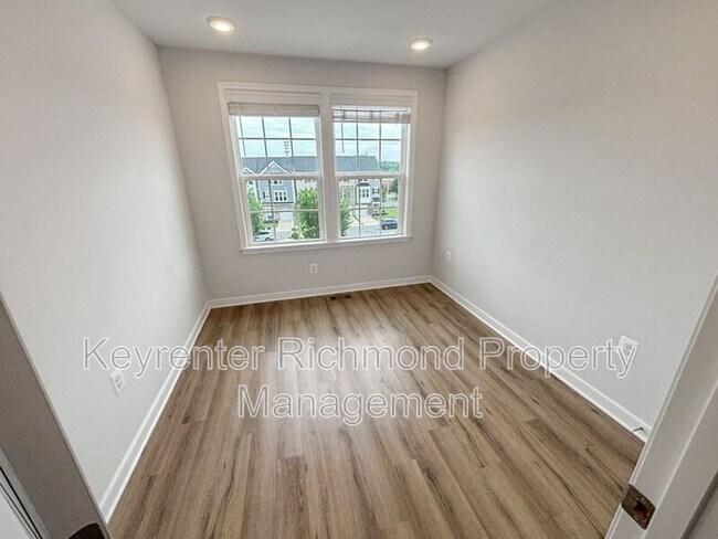 Building Photo - 1404 Whitehurst Way