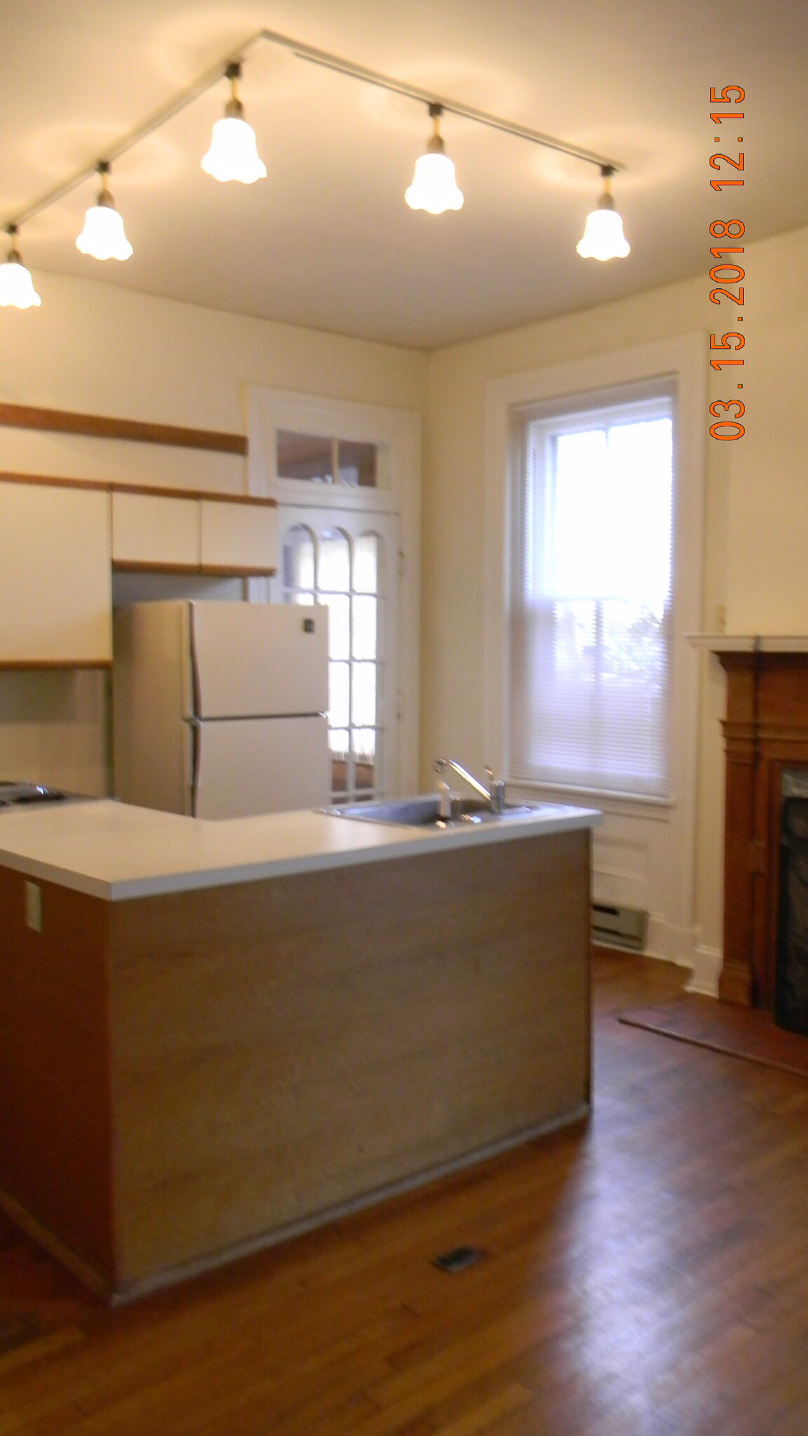 Building Photo - 418 N High St