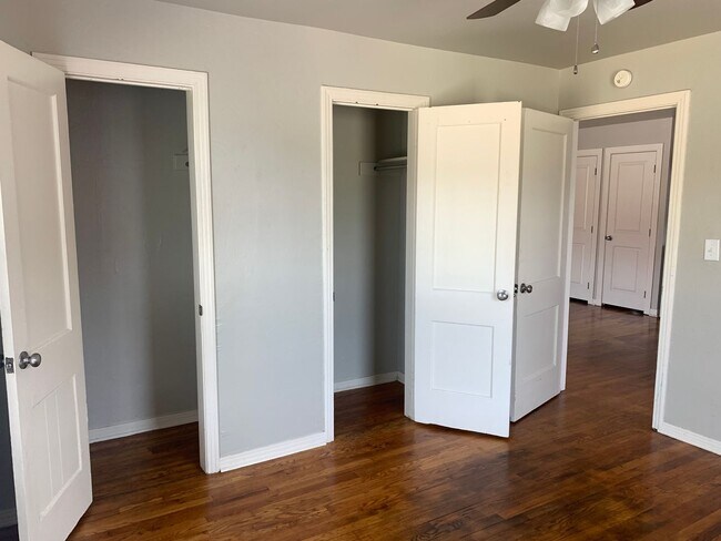 Building Photo - One Bedroom in Plaza District-$500 Off in ...