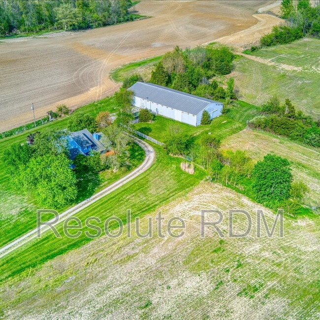 Building Photo - 12001 E 300 S