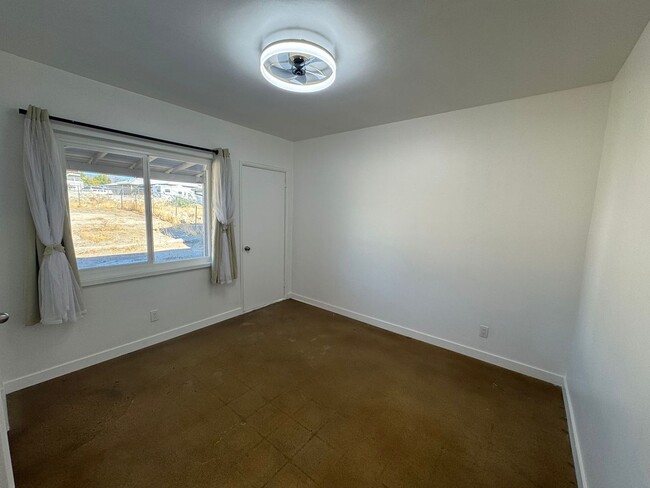 Building Photo - Cabazon single house 4 bed 2 bath for lease