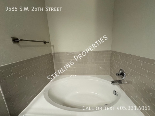 Building Photo - 9585 SW 25th St