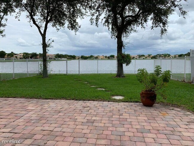 Building Photo - 3 br, 2.5 bath House - 3290 Turtle Cv