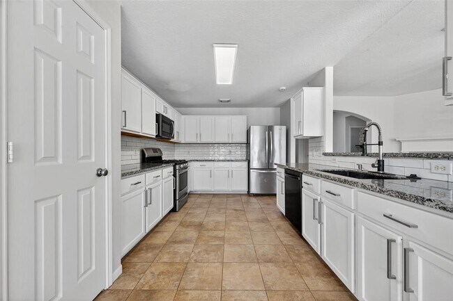 Building Photo - 5411 Losoya Ct