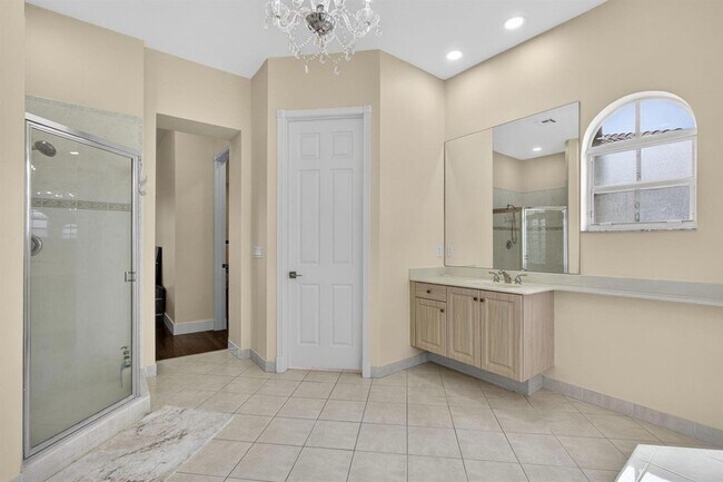 Building Photo - 1724 Annandale Cir