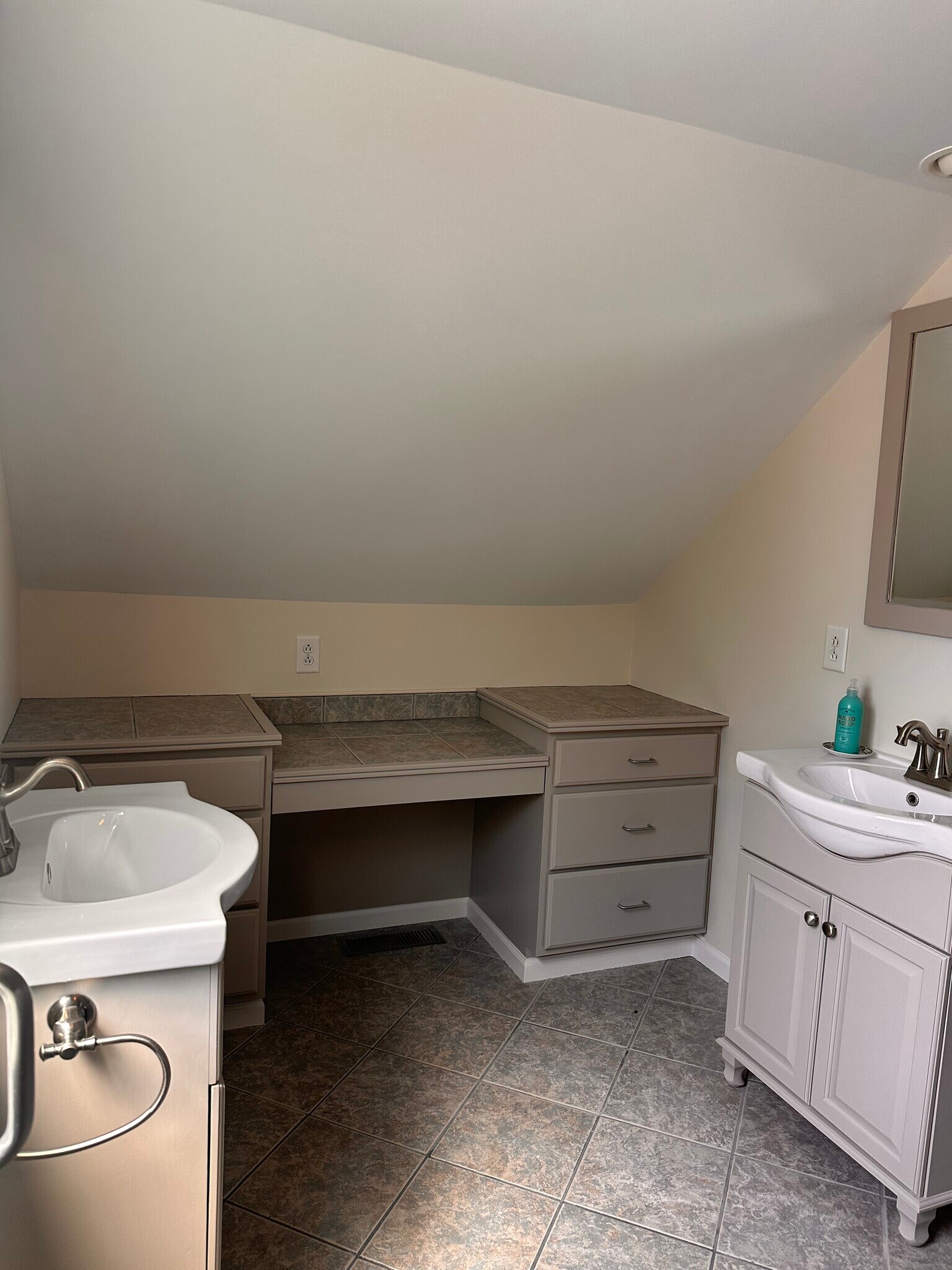 Primary Bath - 129 Charlotte Ave