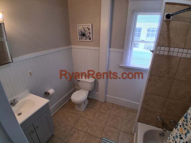 Building Photo - 1205 S Franklin St