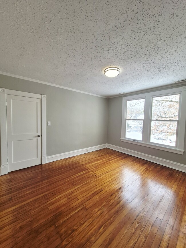 Building Photo - 3115 4th Ave