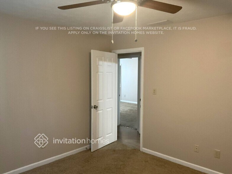 Building Photo - 100 Brookview Ct