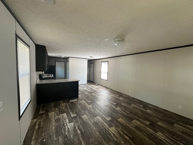 Building Photo - 103 Birdsall Dr