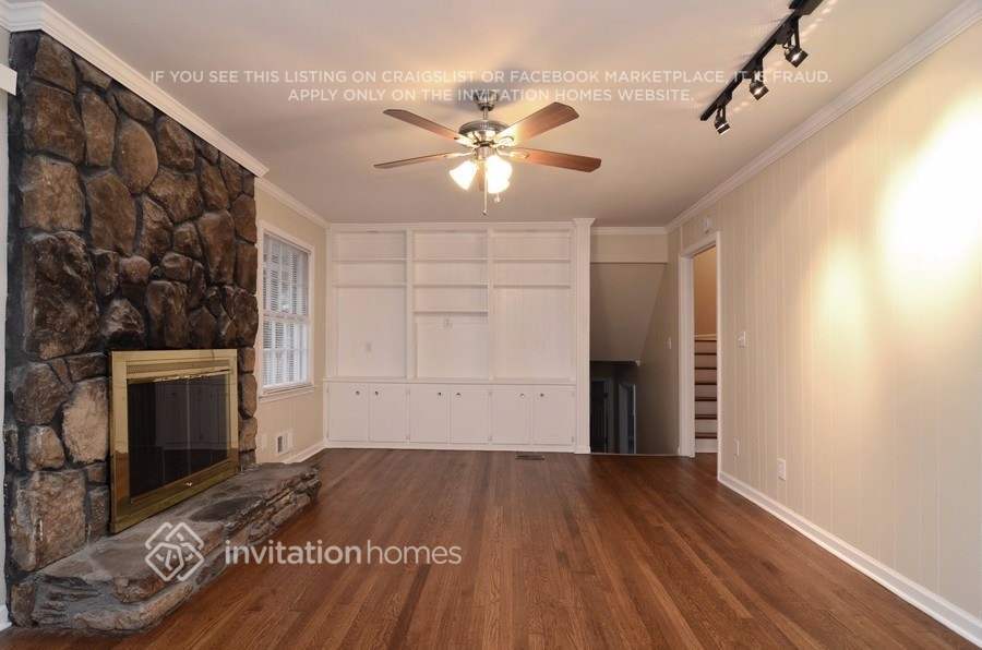 Building Photo - 1360 Hampton Hall Dr NE