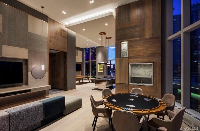 Building Photo - 138 Willoughby St