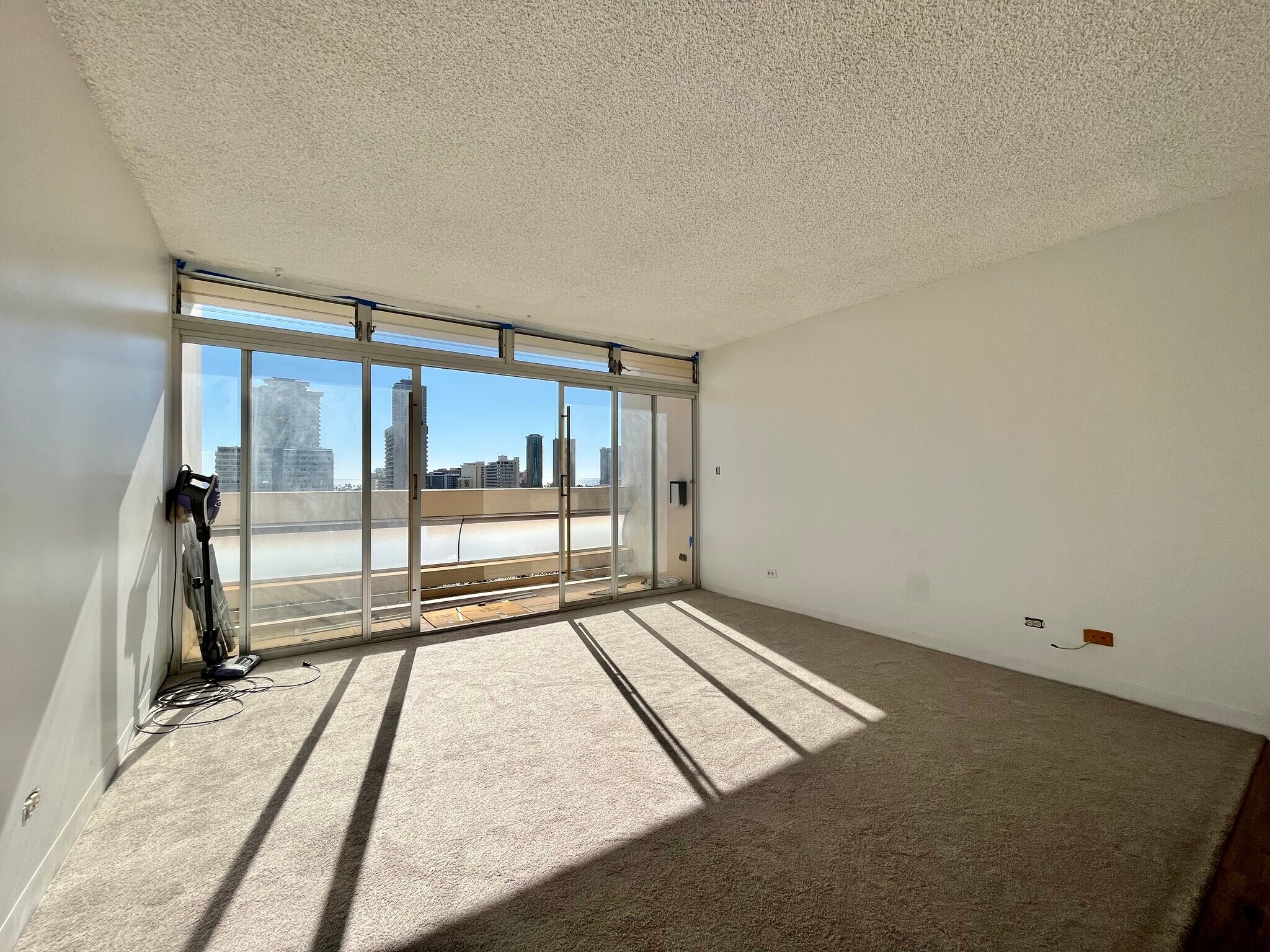 Living Room/Balcony - 500 University Ave