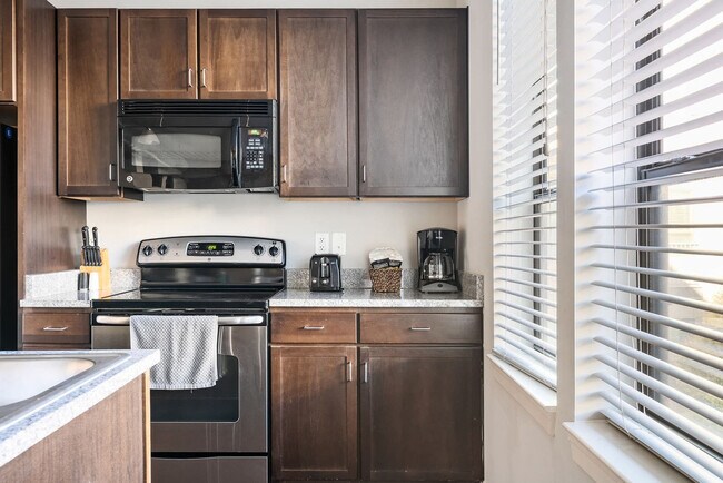 Building Photo - 235 S Delaware St