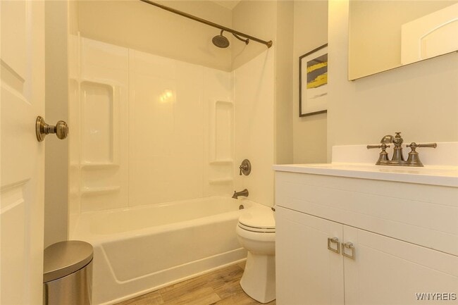 Building Photo - 20 Tacoma Ave