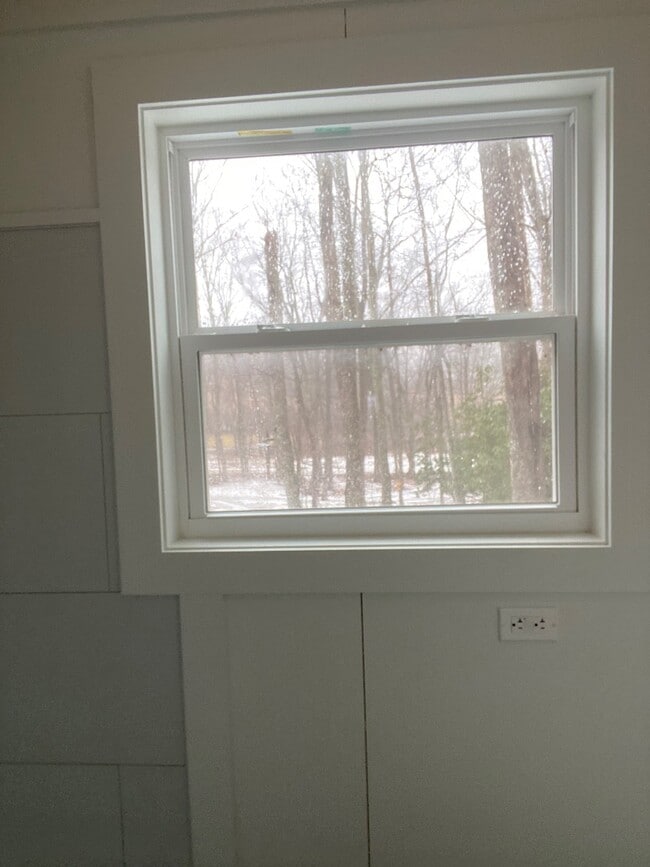 Building Photo - 2015 Union School Rd SW