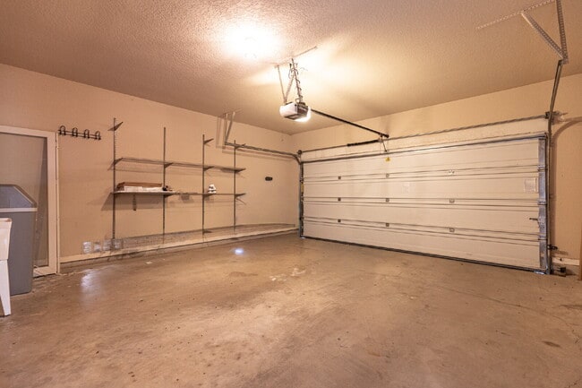 Building Photo - 8922 Weimer Forest